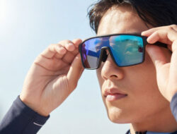 Cara Memilih Kacamata Hitam Olahraga Yang Melindungi Mata Dari Sinar UV