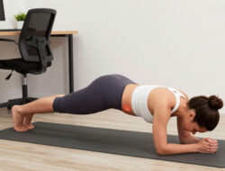 Manfaat Latihan Core Stability Guna Mencegah Cedera Punggung Bawah Saat Bekerja